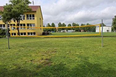 Volleyballfeld Sportplatz 